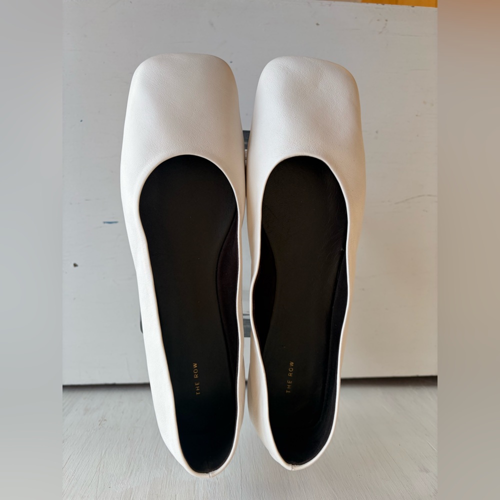 The Row Square Toe Ballet Flats White 9.5 - Picture 9 of 9